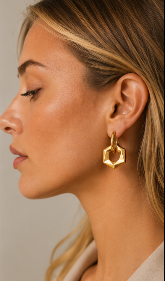 Pendiente Exagonal  Chapado en Oro 18k y stail Steel