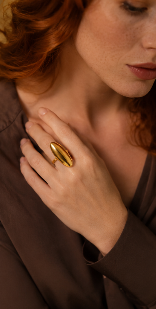 Anillo Geometrico Ovalado Chapado en Oro 18k