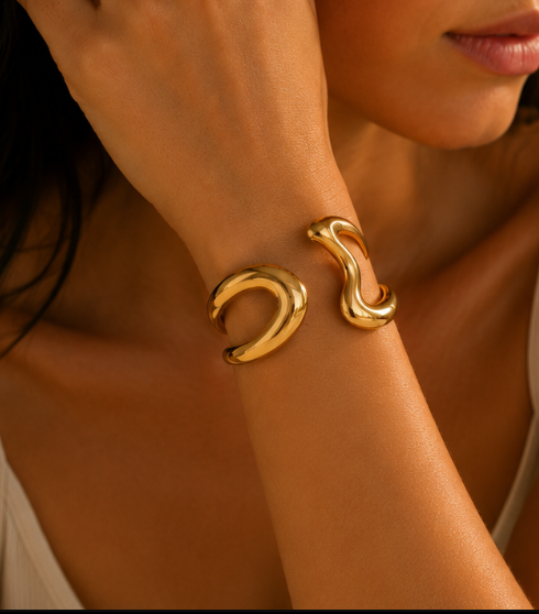 Brazalete Forma Organica Chapado 18k