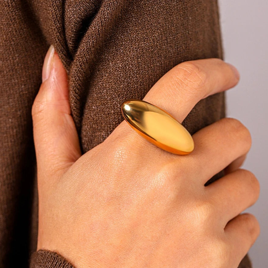 Anillo Geometrico Ovalado Chapado en Oro 18k