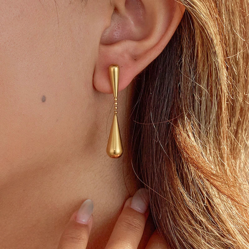 Pendiente Colgante Gota en CHapado Oro 18k y Stail steel